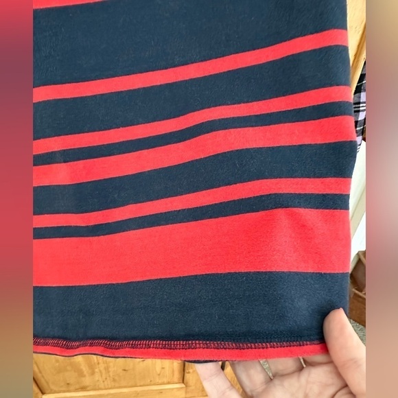 Old Navy Spandex/Cotton Blend Red & Navy Striped Pencil Skirt Size Large - Picture 6 of 9
